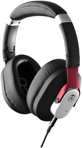 Sluchawki-nauszne-AUSTRIAN-AUDIO-Hi-X15-skos-prawy.jpg